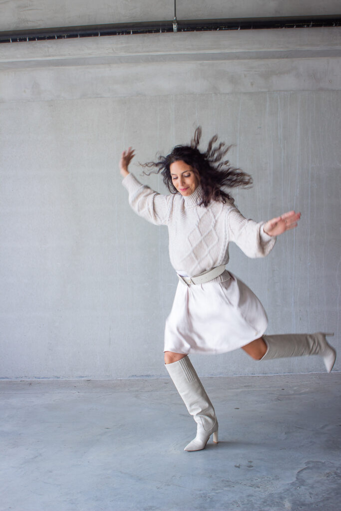 all white outfit, lichte herfstkleding, vrolijk, nieuwe outfit, lichte winterkleding